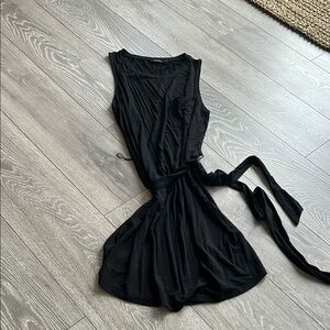 Elegant Black Sleeveless Dress